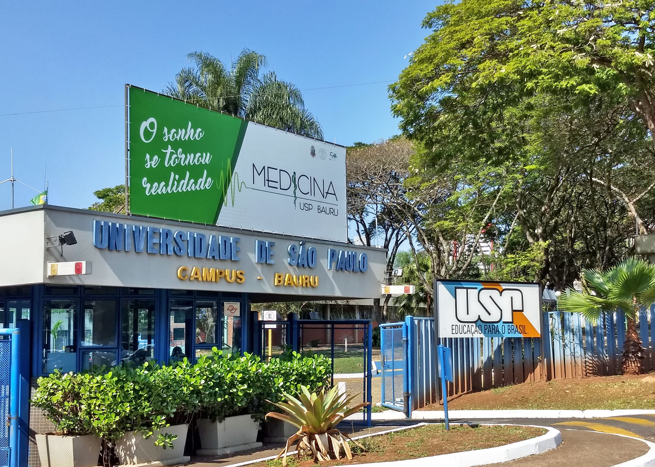 (Português do Brasil) Faculdade de Medicina de Bauru da USP lança concurso para seleção de logotipo oficial